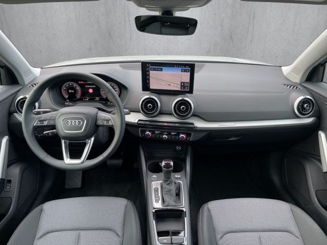 Q2 35 1,5TFSI advanced S-tronic NAVI/LED/elHK.