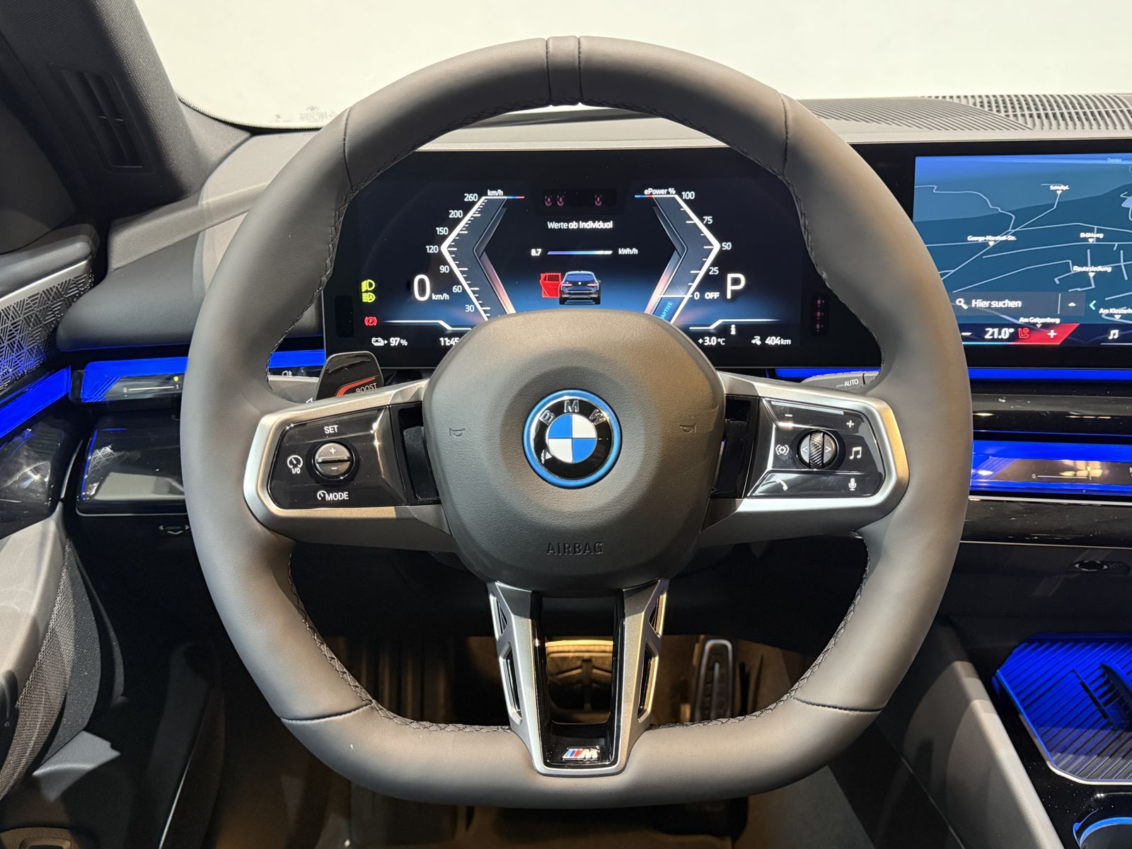 Fahrzeugabbildung BMW i5 xDrive40 B&W Hifi, Sitzbelüftung, 20" LMR