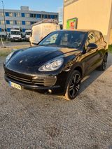 Porsche Cayenne S  Checkheft bei Porsche   - Porsche in Duisburg