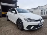 Volkswagen 1.0 TSI DSG 95PS LIFE|-23%LP|ACC|CAMERA|CARPLAY| - Volkswagen Polo Neuwagen: Weiß