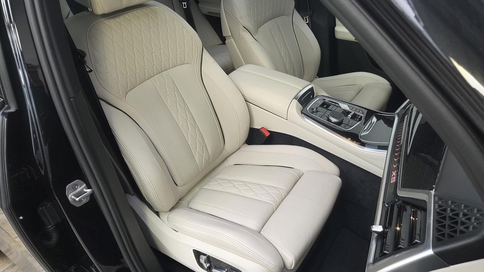 BMW X5 xDr50e M Sport Pro 22Zoll Sitzlüft. ACC AHK