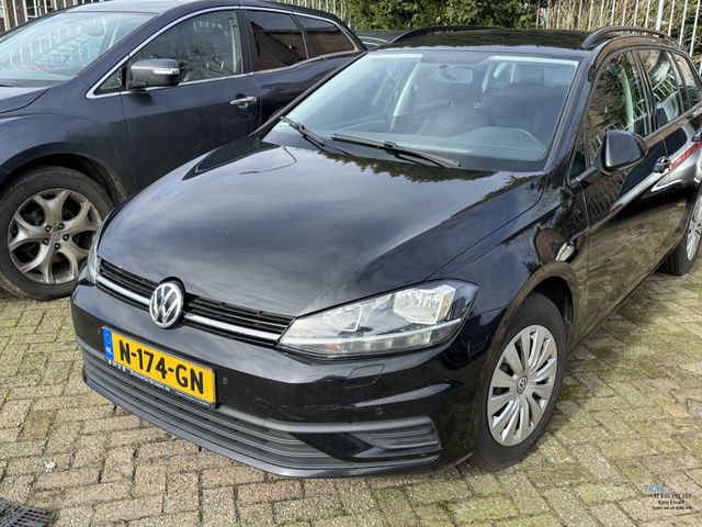 Volkswagen Golf 1.6 TDI Comfortline Business Motorschade 14