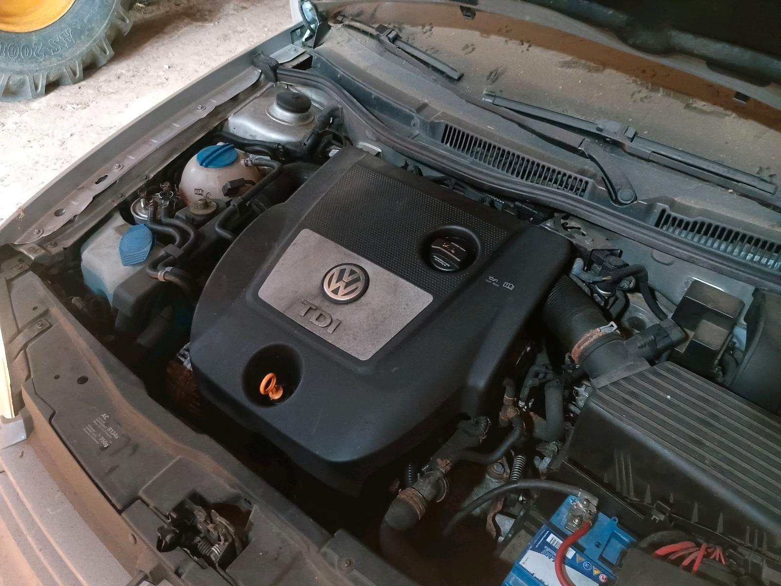 Volkswagen Golf 2005 — двигун 101 HP (74kW)