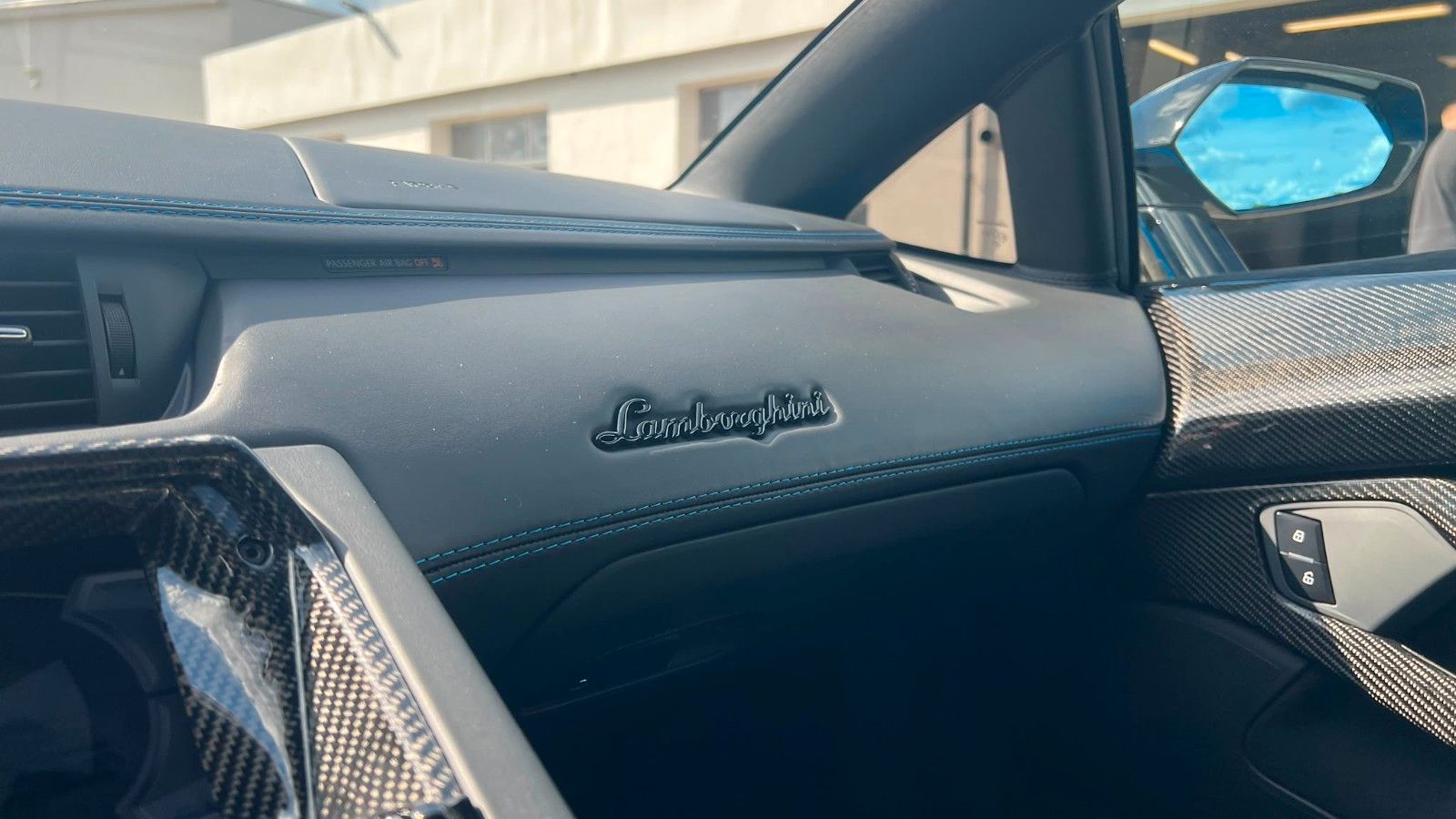 Fahrzeugabbildung Lamborghini Aventador S Coupé VOLL*Carbon*