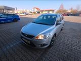 Ford Focus 2,0 Ghia Turnier Ghia - Ford Focus: Turnier Ghia