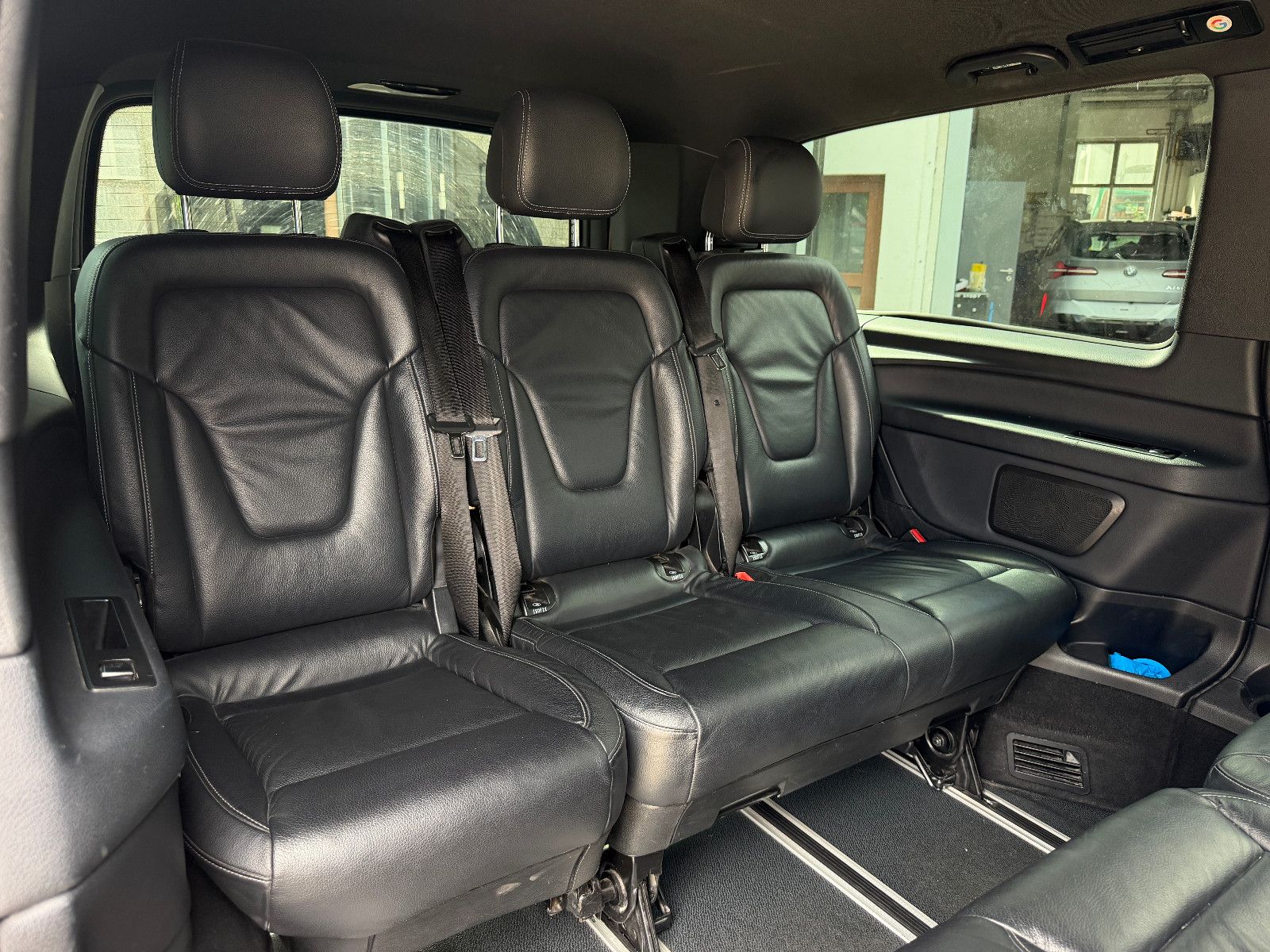 Fahrzeugabbildung Mercedes-Benz V 250 d 4MATIC extralang |360°|LED|TAXI