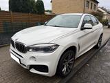 BMW X6 xDrive40d M Paket Pano HUD Kamera Keyless - BMW X6 in Essen