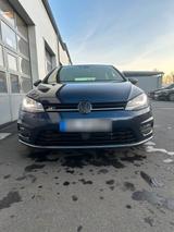 Volkswagen Golf 7 R-Line - Volkswagen Golf mit Diesel-Antrieb: Kleinwagen, Automatik