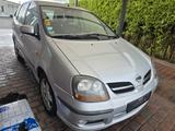 Nissan Almera Tino 2,0 , TÜV Neu, Wenig KM,Automatik - Nissan Almera Tino aus 2002
