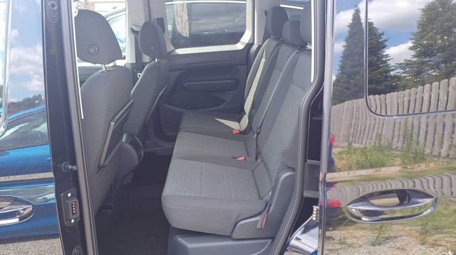 Ford Tourneo Connect 1.5 EcoBoost Titanium NaviDAB