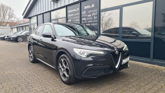 Alfa Romeo Stelvio Business Q4 - ASSISTS - AHK - 8 x ALU