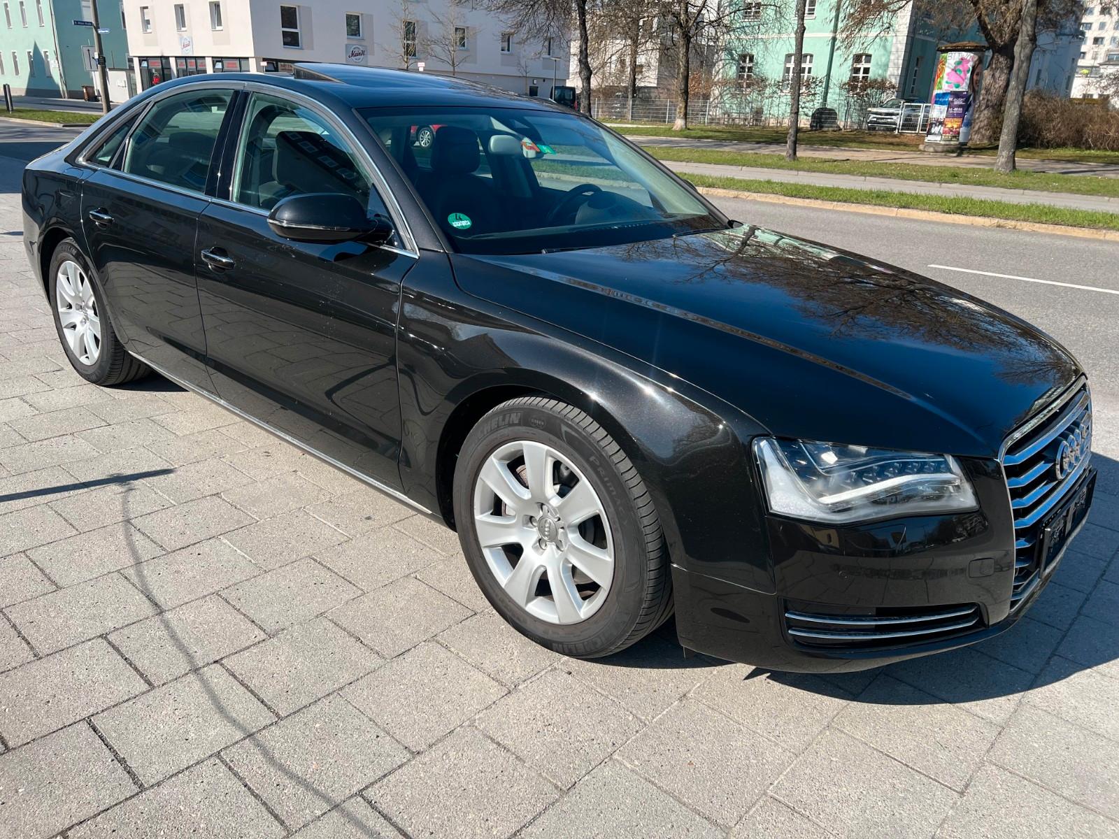 Audi A8 3.0 TDI quattro.Deutsches FZg.Tüv.04/27.