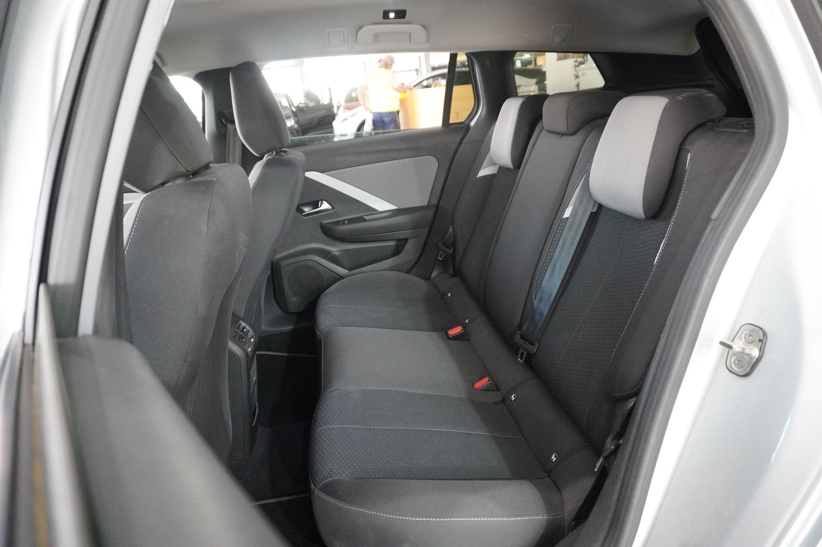Fahrzeugabbildung Opel Astra L ST 1.5D BUSINESS NAVI/LED/KAMERA/SPORT