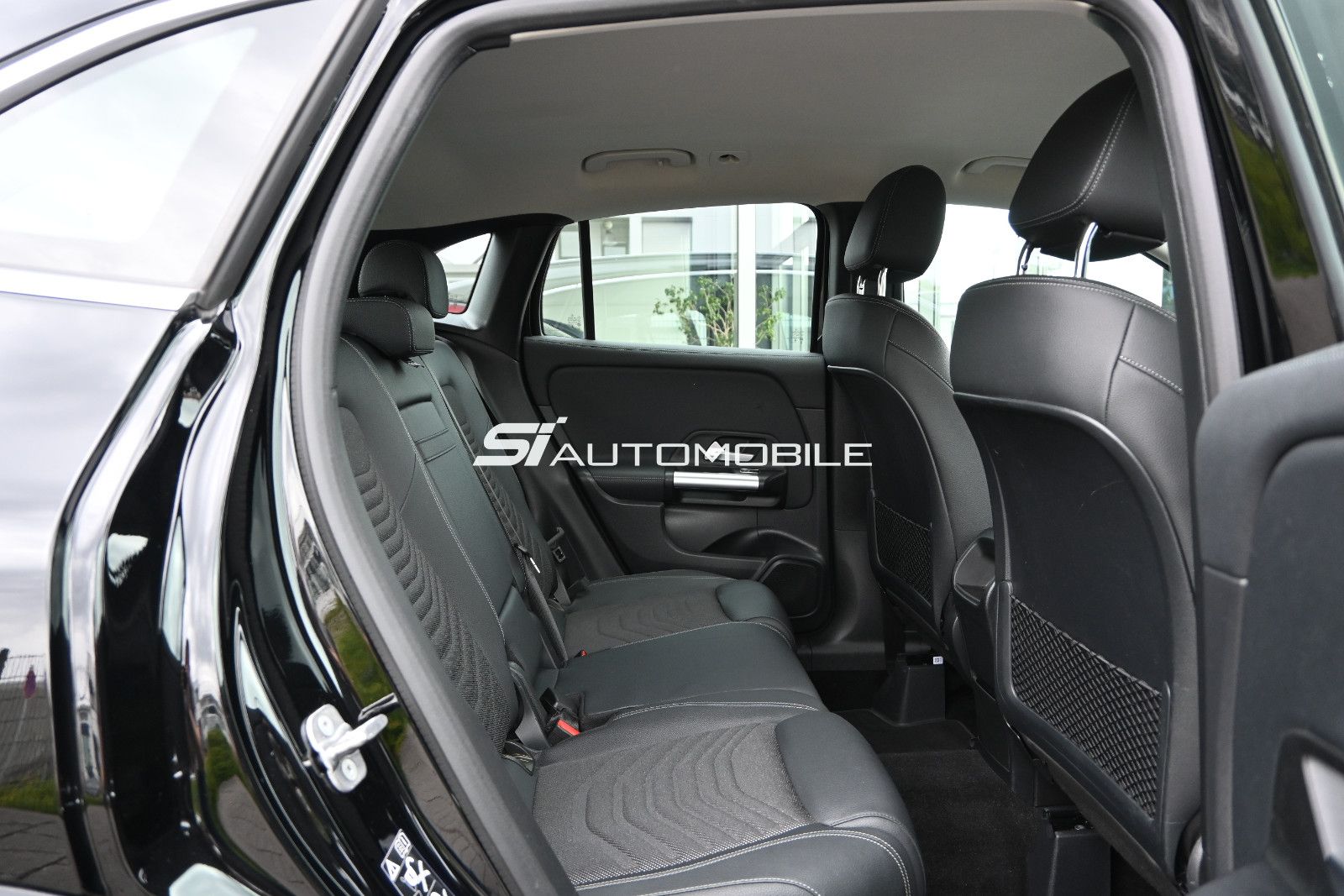 Fahrzeugabbildung Mercedes-Benz GLA 220 d 4MAT. Edition Progressive °ACC°AHK°360