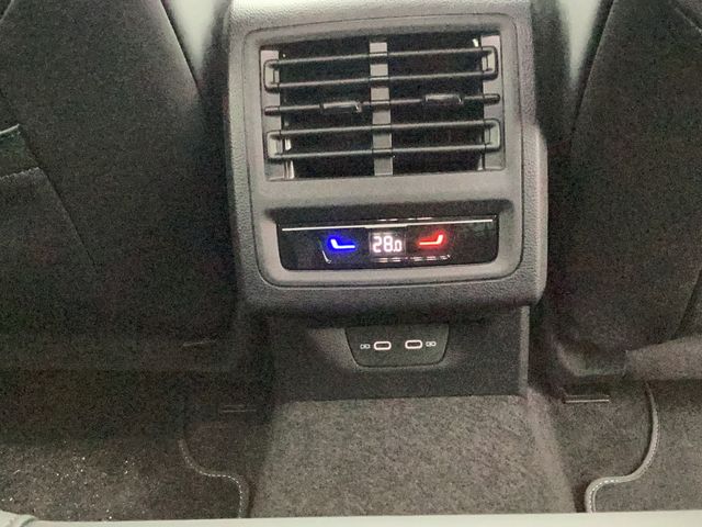 Golf VIII 1.5eTSI DSG R-Line