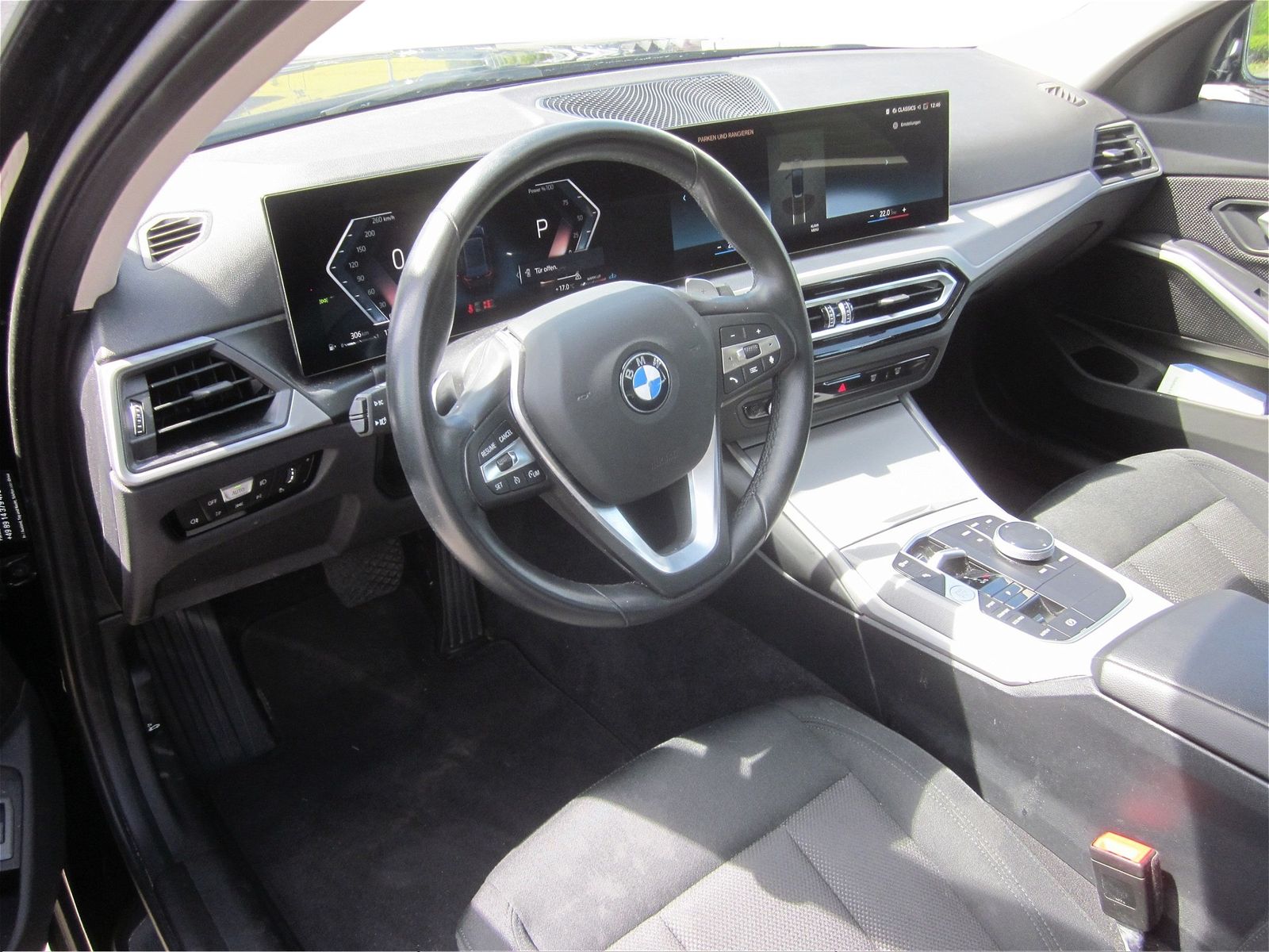 BMW 318d TOURING AUT LC PLUS KOMFORTZG GRA PDC DAB E foto 7
