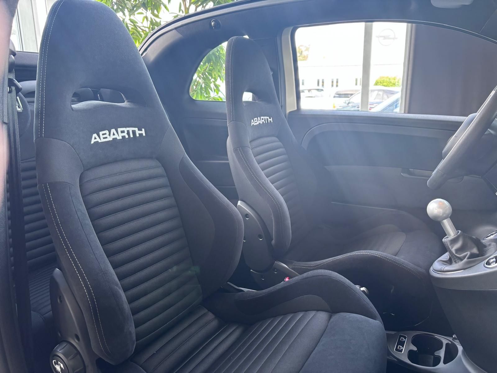 Fahrzeugabbildung Abarth 695C BEATS NAVI ALU