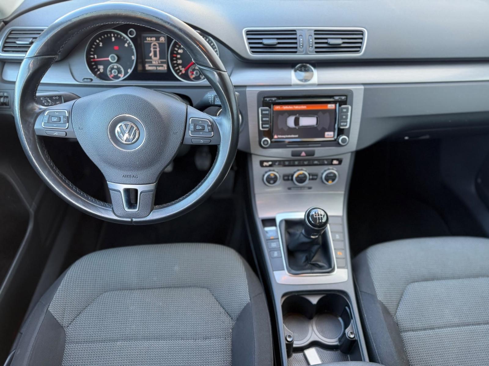 Volkswagen Passat 2013 — photo 6