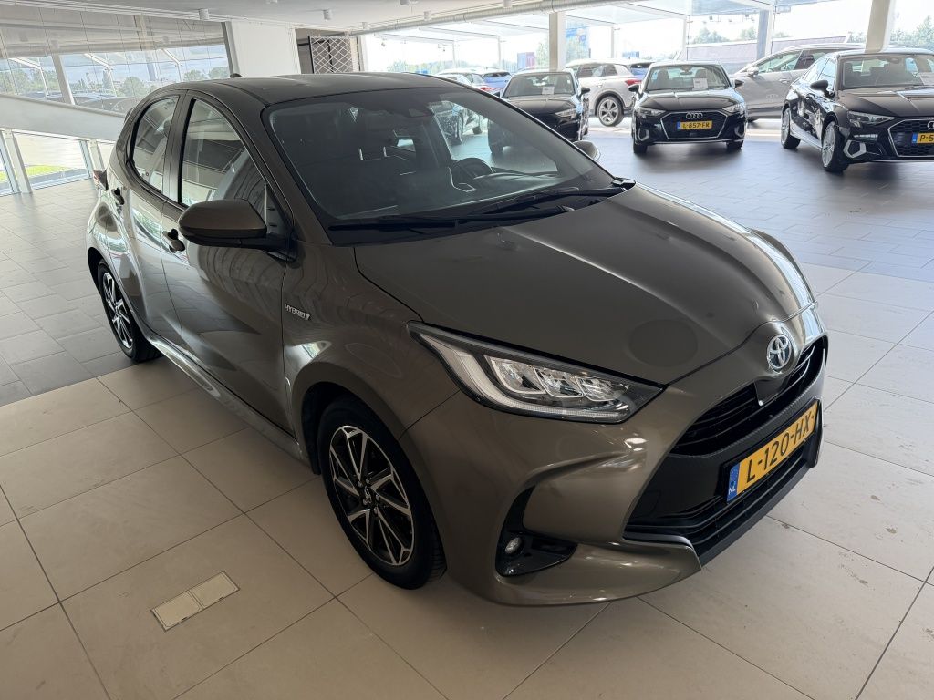Toyota Yaris 1.5 Hybrid Dynamic imagem 2