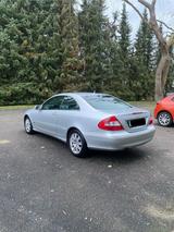 Mercedes-Benz Mercedes Benz Clk 220 Coupé CDI TÜV 04.27 - Mercedes-Benz CLK 220