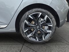 Renault Clio V 1.6 E-TECH Hybrid 145 Techno