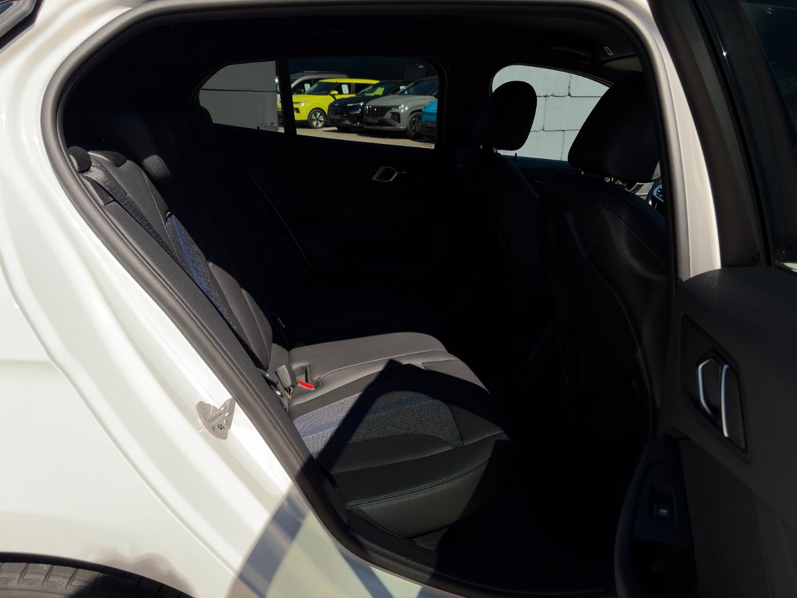 Fahrzeugabbildung BMW 120i M Sport 2-Z Klima H&K KZG ACC LEDER CAM LHZ