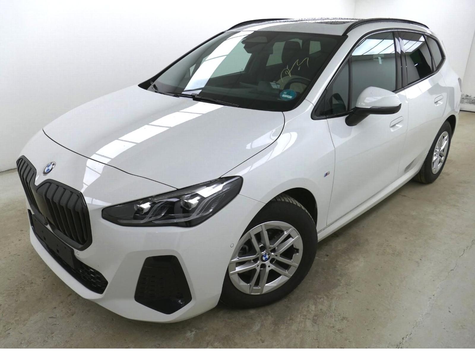 BMW 218 Active Tourer i MSport Pano HUD ACC AHK 360°