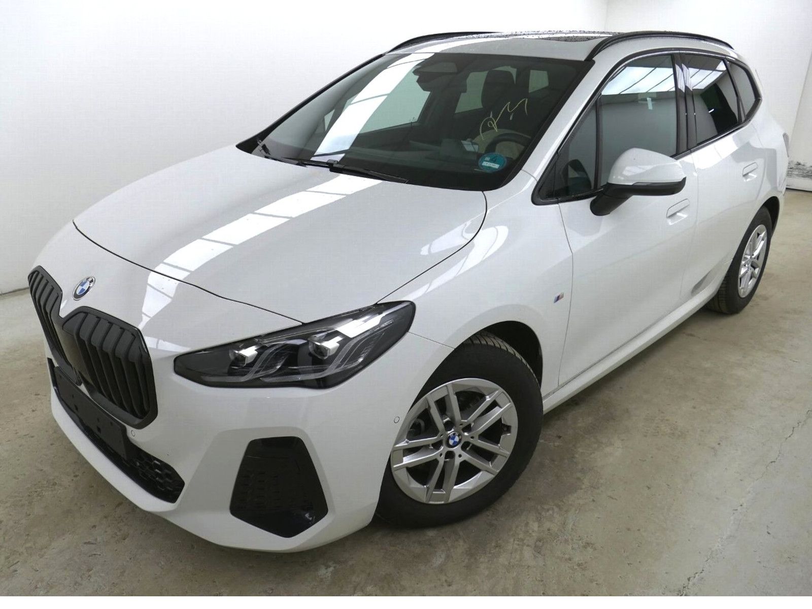 BMW 220 Active Tourer i M Sport HUD Pano 360°Kam AHK