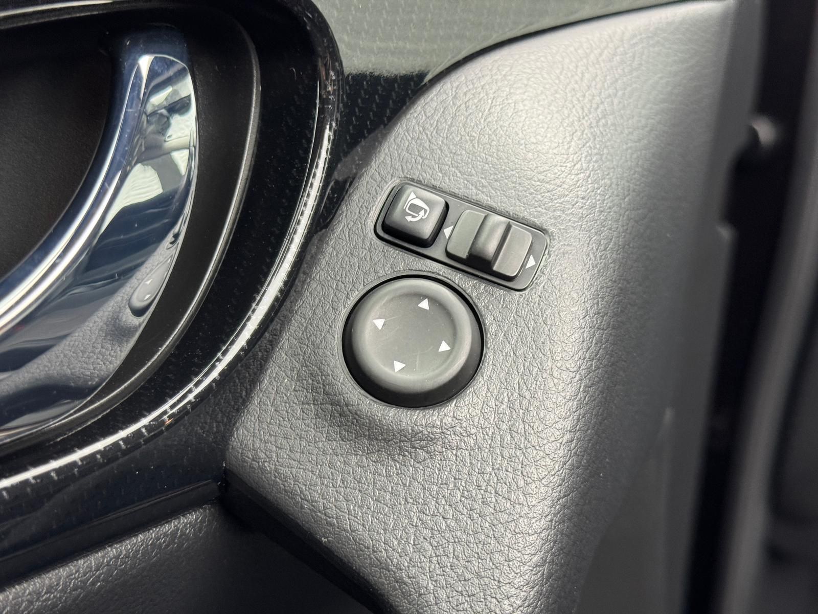 Fahrzeugabbildung Nissan X-Trail 1.3 DIG-T/N-CONNECTA/PANO/AHK/DSG/1.HAND