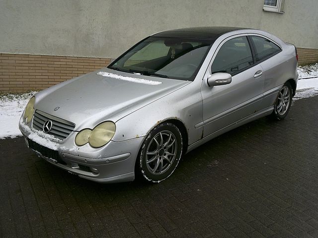 Mercedes-Benz C 200