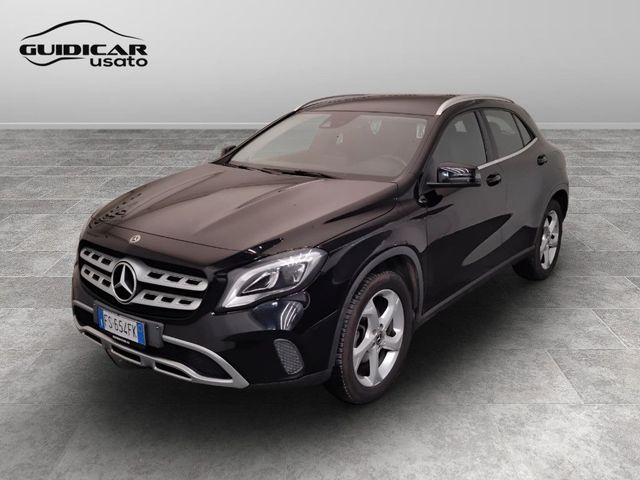 Mercedes-Benz GLA-X156 2017 - GLA 200 d Sport au