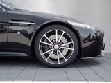 Aston Martin V8 Vantage S Sportshift SP10 - schwarze Aston Martin V8 Vantage