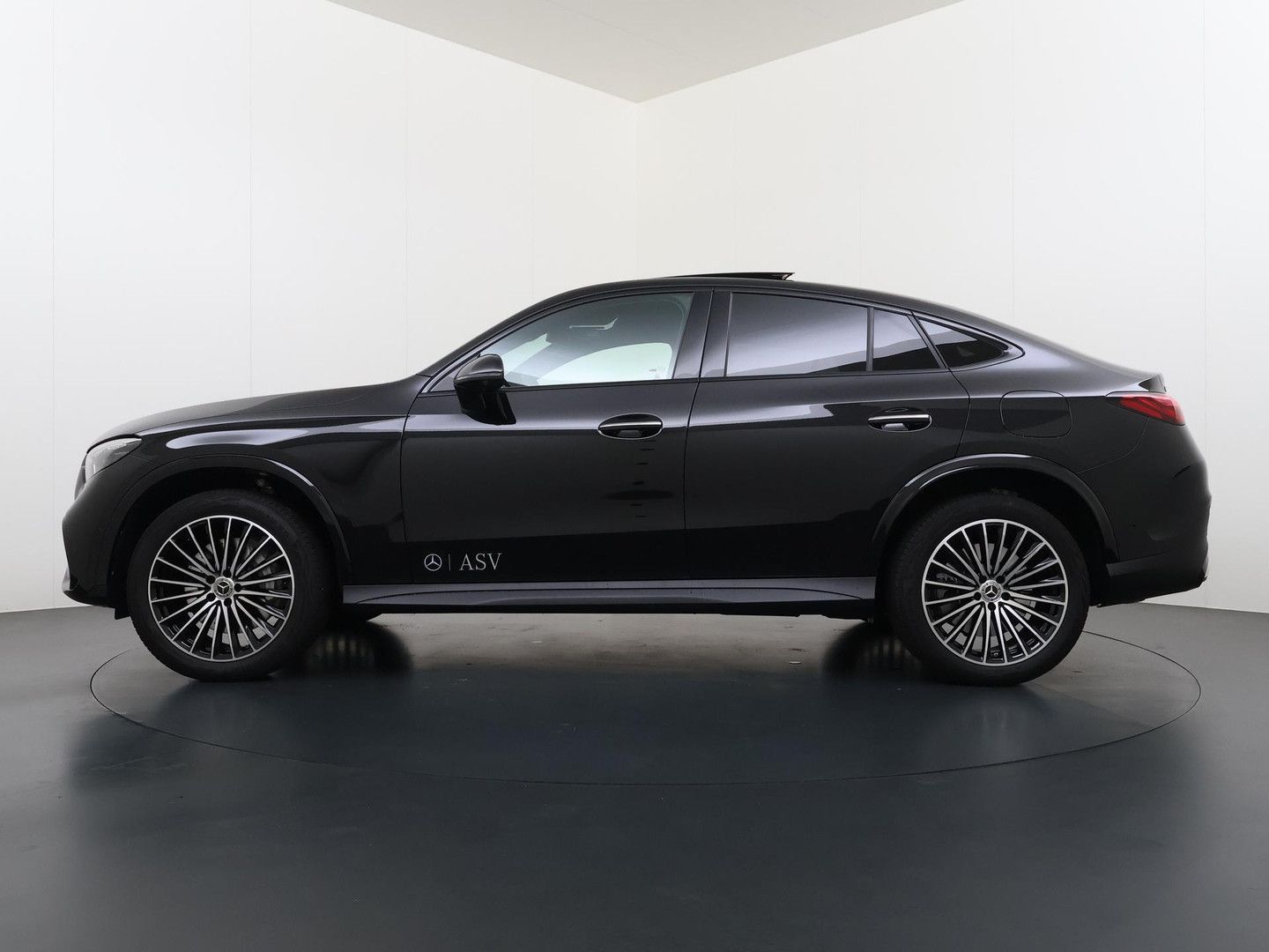 Mercedes-Benz GLC 300 Coupé 300e 4MATIC Sport Edition | AHK We imagem 3