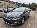 Volkswagen Passat Lim Comfortline BlueMotion TÜV NEU*2.HAND - Volkswagen Passat aus 2012 mit Diesel-Antrieb