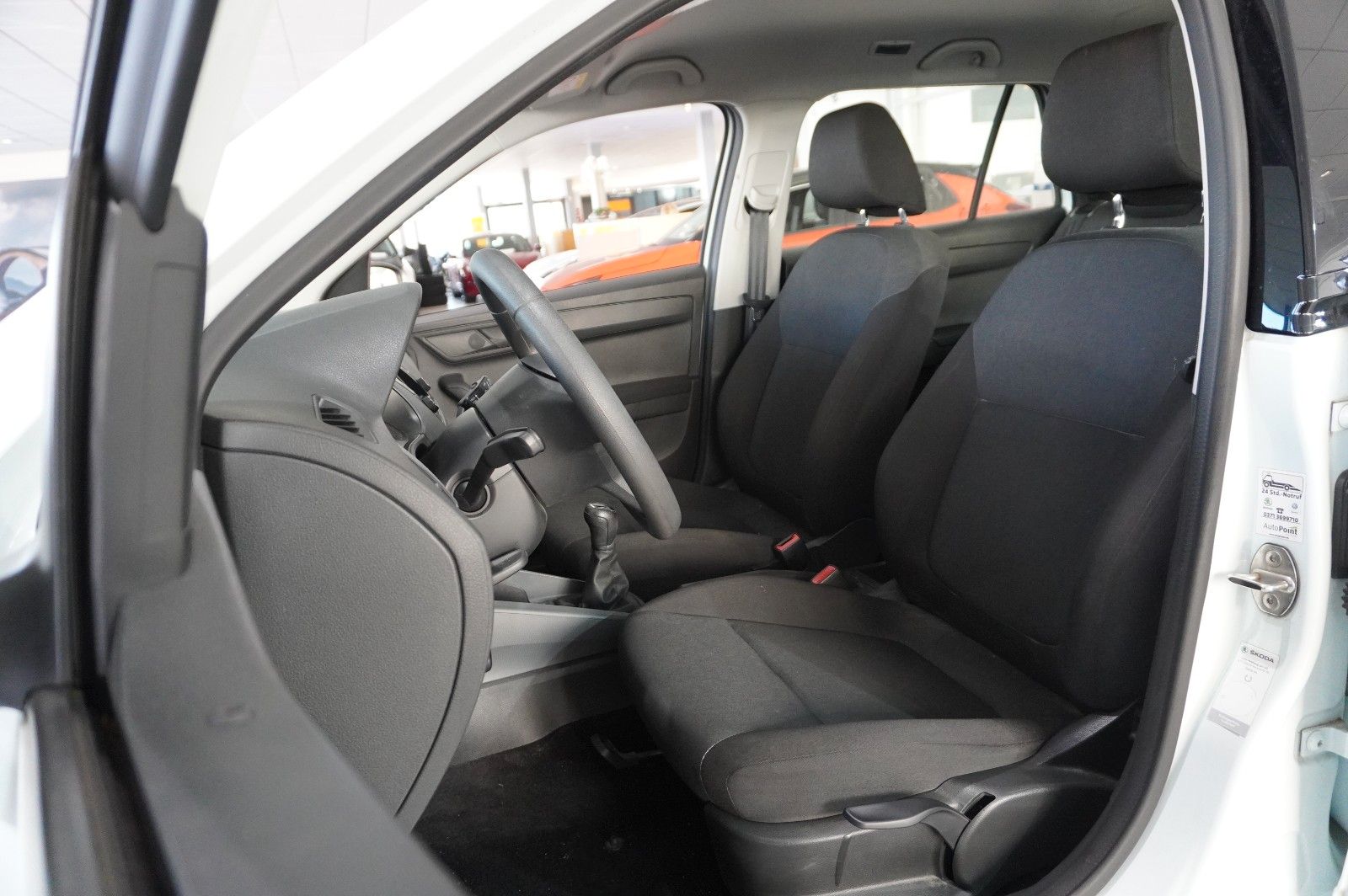 Fahrzeugabbildung SKODA Fabia 1.0 TSI COMBI COOL PLUS LED/SHZ/PDC/DAB+