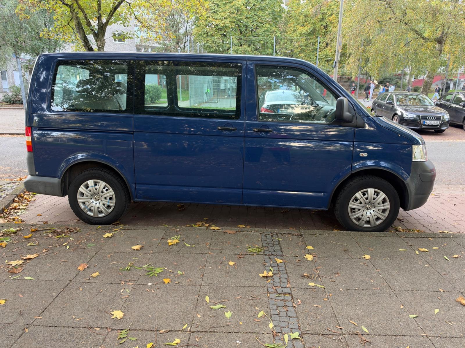 Volkswagen T5 Caravelle