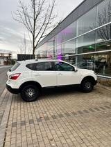 Nissan Qashqai 2.0 Tekna  - Nissan Qashqai: Limousine