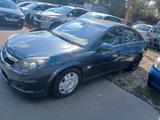 Opel Vectra 1.9 CDTI ,Xenon, Teileder,PDC - Opel Vectra aus 2007 mit Diesel-Antrieb