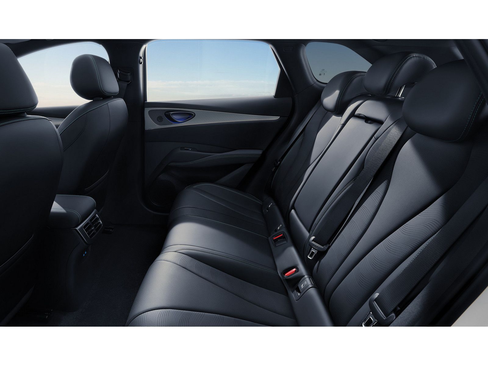 BYD SEAL 6