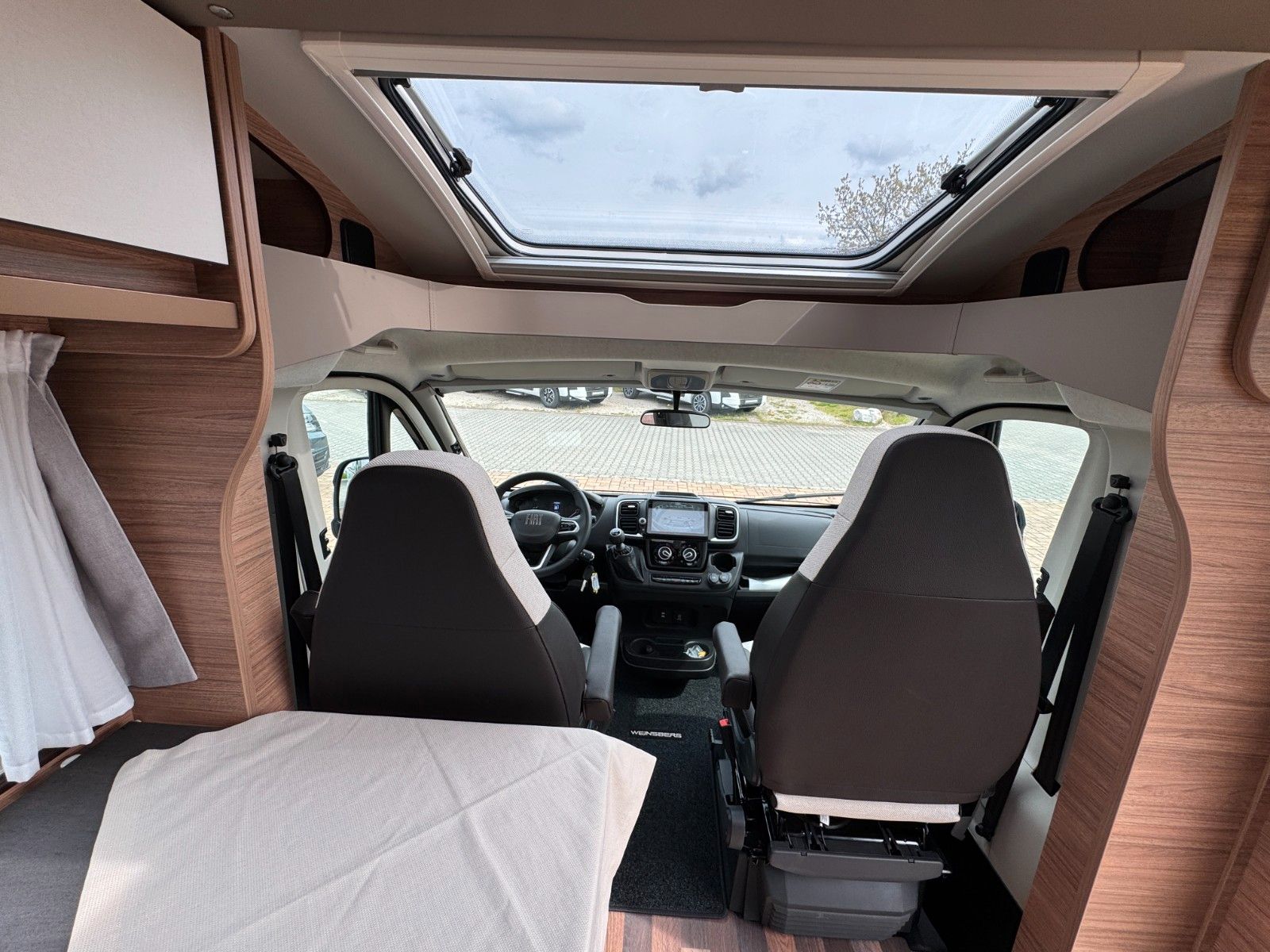 Fahrzeugabbildung Weinsberg CaraCompact 600 MEG PEPPER*TV*Standklima*Navi