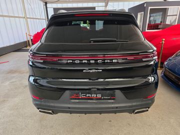 Porsche Cayenne - 7