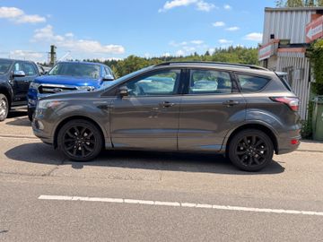 Ford Kuga - 3