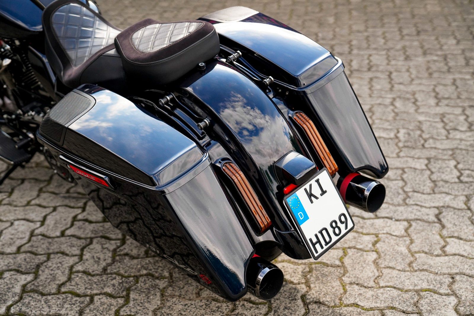 Fahrzeugabbildung Harley-Davidson CVO Street Glide -Jekill&Hyde-Stage IV Kit 131ci