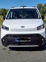 Toyota Proace City 1,5-l-D-4D 96kW L1 Team Deutschl...