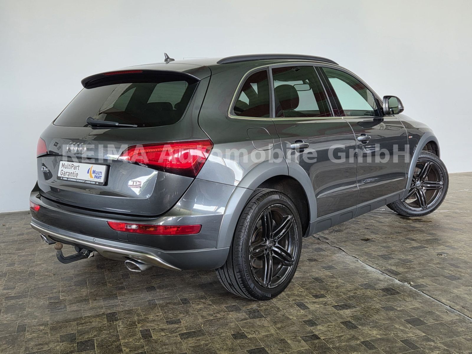 Fahrzeugabbildung Audi Q5 3.0 TDI quattro, S-Line