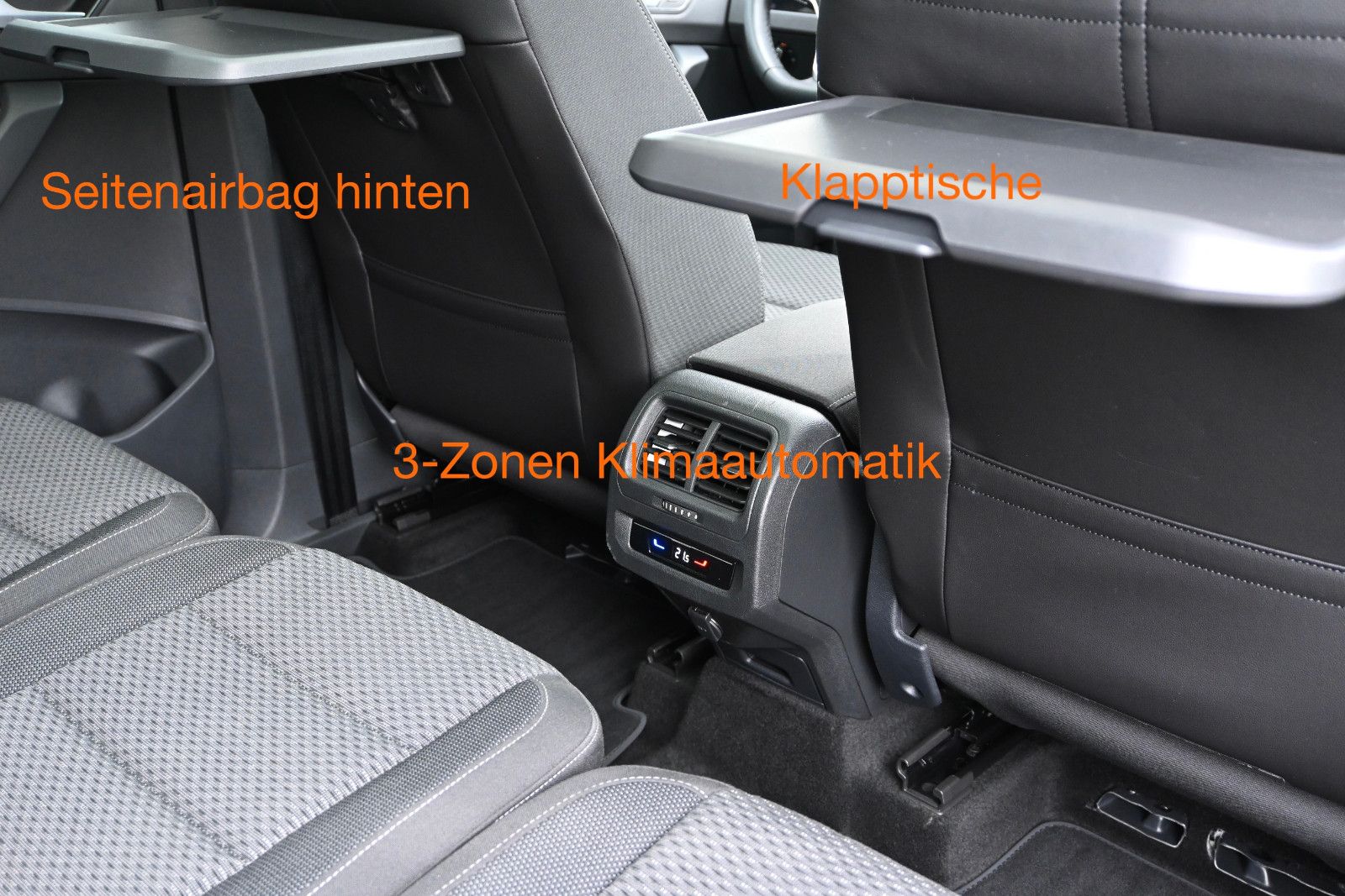 Fahrzeugabbildung Volkswagen Touran 2.0 TDI °UVP61.150€°ACC°AHK°STHZ°8-FACH°