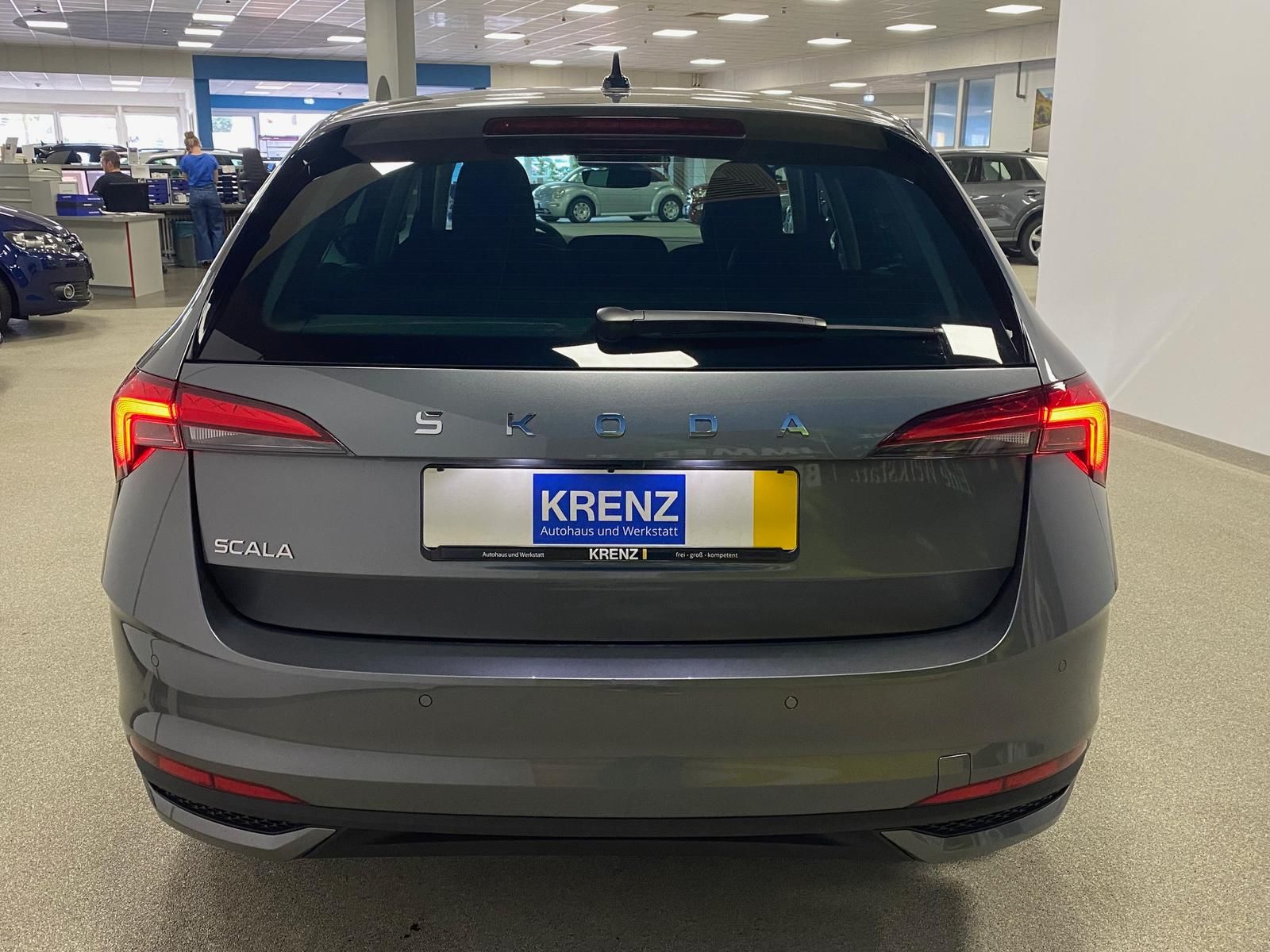 Fahrzeugabbildung SKODA Scala 1.0 TSI Selection APP+KLIMA+RFK+SITZHEIZ++