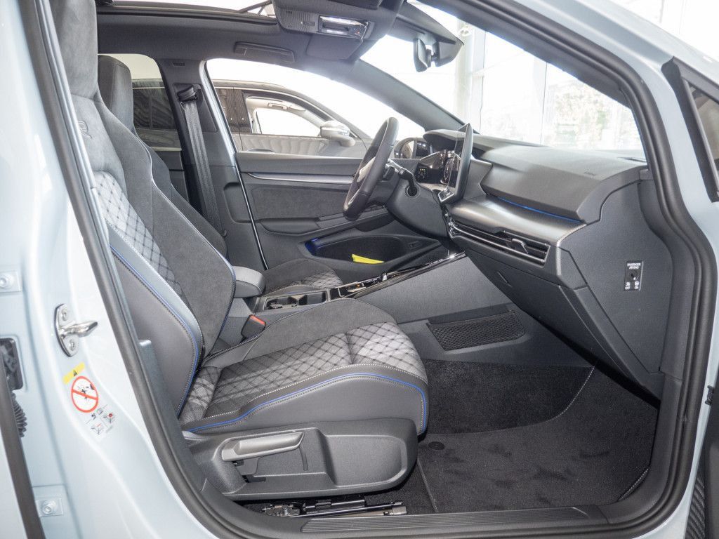 Volkswagen Golf Variant R-Line 2.0TSI DSG 4x4 STHZG P-DACH foto 3