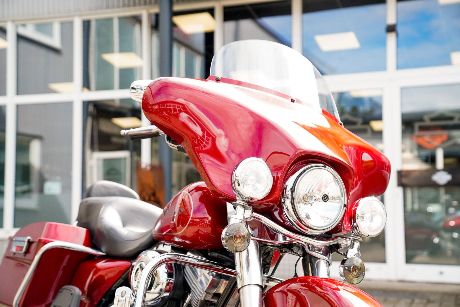 Fahrzeugabbildung Harley-Davidson FLHTP Electra Glide Twin Cam 96 - Sissybar -