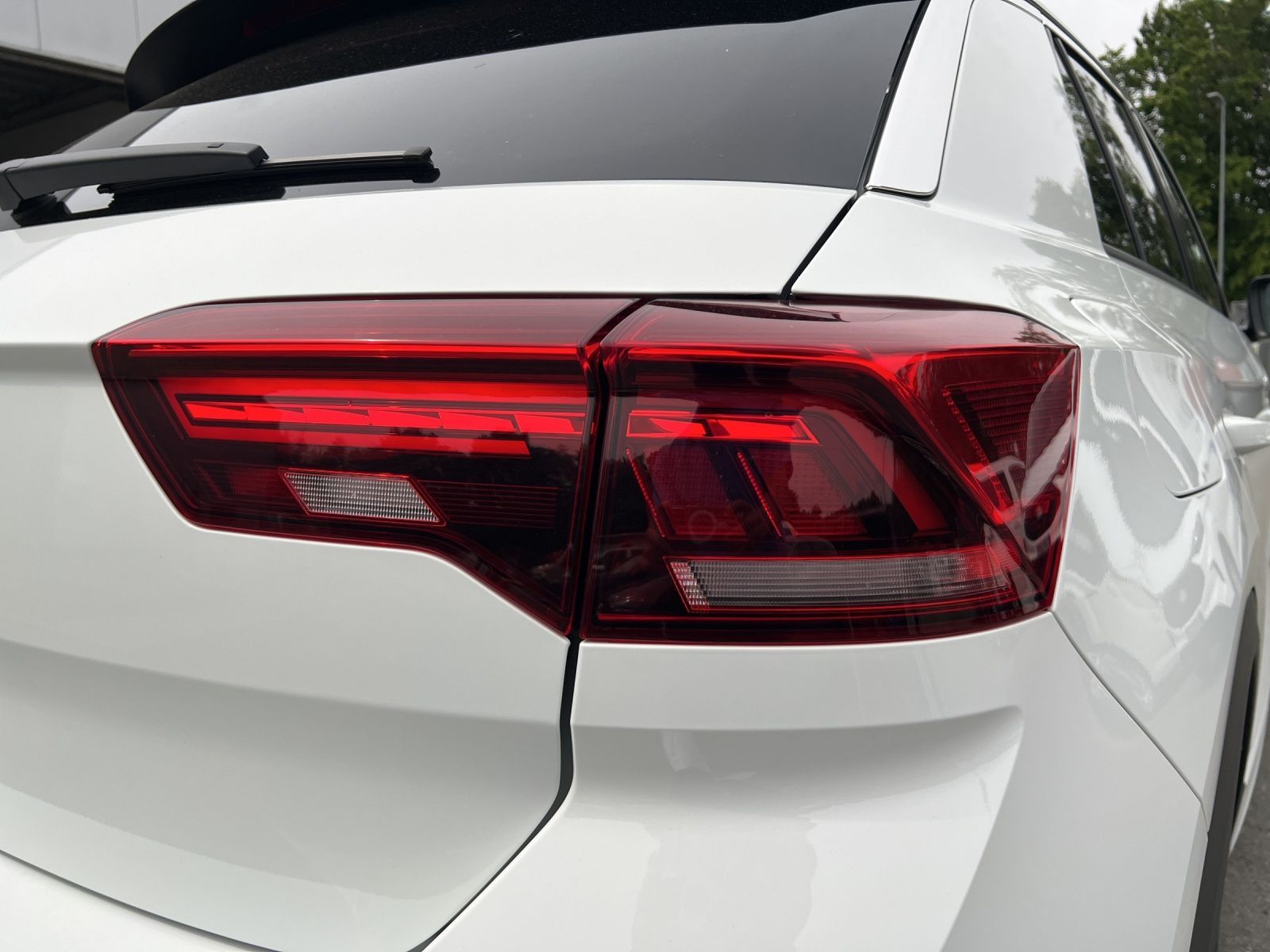 T-Roc R-Line 1.5 TSI DSG AHK*Kamera*ACC*CarPlay